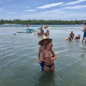 Meet your Posher, Devon